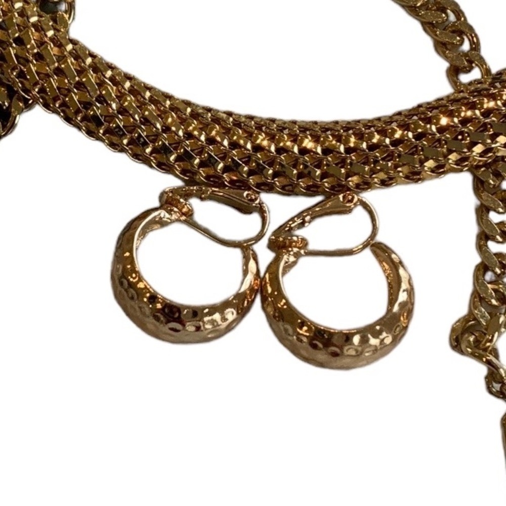 Black & Gold 16” Necklace, Earrings & Bracelet - Picture 6 of 11